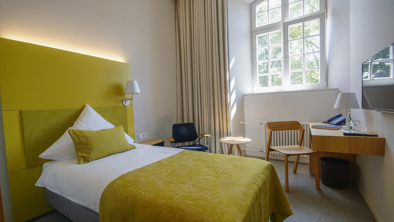 Katholisch-soziales Institut 3*